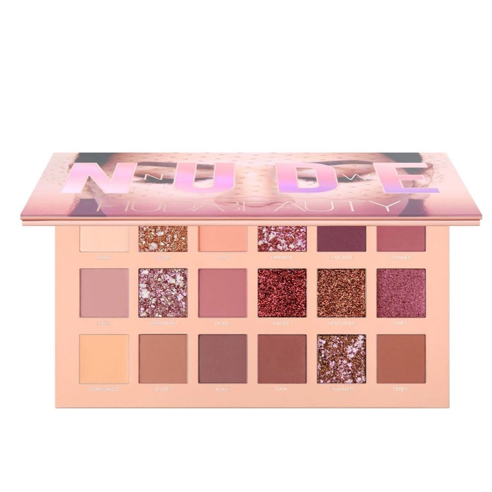 NEVER BEEN USED HUDA BEAUTY NUDE PALETTE